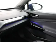 Volkswagen ID.4 Pro Business Advantage 77 kWh 204pk · SOH 95,8% · Inklap. Trekhaak · Warmtepomp · Stuur- & Stoelverwarming · 20'Velgen · ACC · Apple/Android Car Play ·