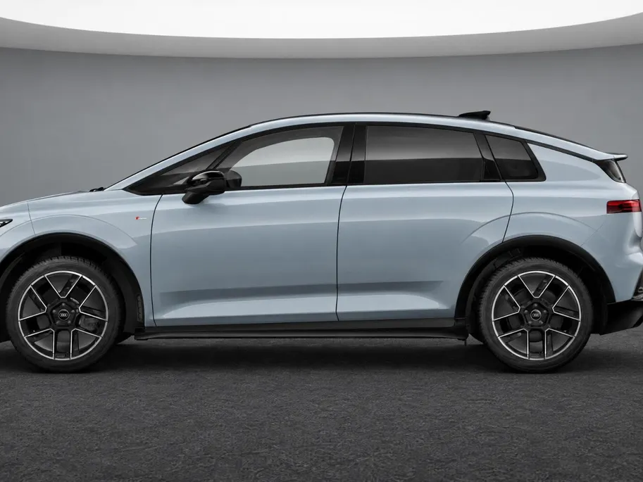 Audi A2 e-tron Launch Series Pro 61 kWh 190 PK · Matrix Led · Trekhaak elek. wegklapbaar · Stuurwielverwarming en stoelverwarming voorin