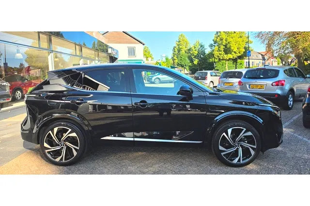 Nissan QASHQAI 1.3 158PK DIG-Turbo Mild-Hybrid X-Tronic A/T Tekna Plus BOSE & 20'