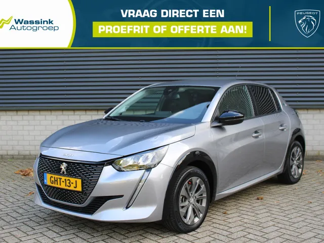 Peugeot e-208