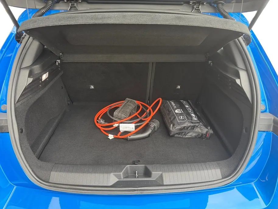 Opel Astra 1.6 Hybrid Business Edition | Stoel/Stuur Verwarming | AGR Stoelen! | CARPLAY!