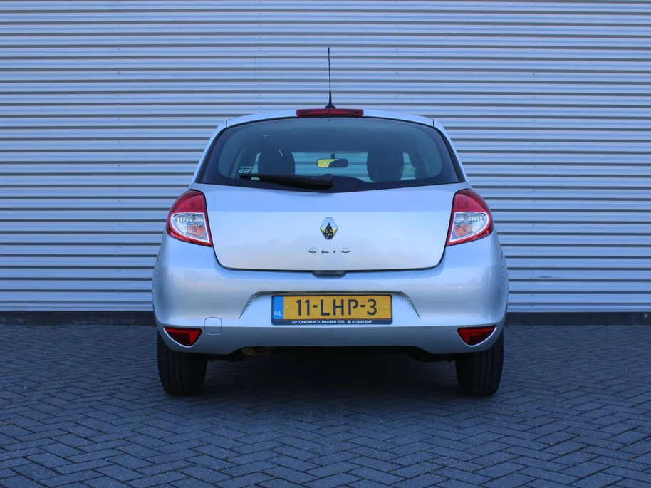 Renault Clio 1.2 Special Line | 5-Drs | Navi | Airco | Eerste eigenaar | Elek. ramen | Michelin Winterbanden |