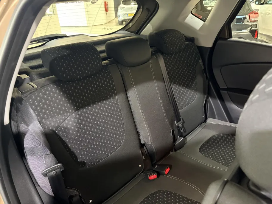 Renault Captur 120PK TCe Intens | 1ste Eigenaar | Navigatie | Climate Control | Camera | Lichtmetalen Velgen | Parkeersensoren | Cruise Control | Park Assist | Bluetooth Audio/Telefoon | Licht & Regen Sensor |