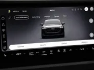 Audi Q3 Sportback 1.5 200kW e-hybrid S edition 272 PK · Tech pro · Glazen panoramadak · Sportstoelen alcantara met rode stiksels