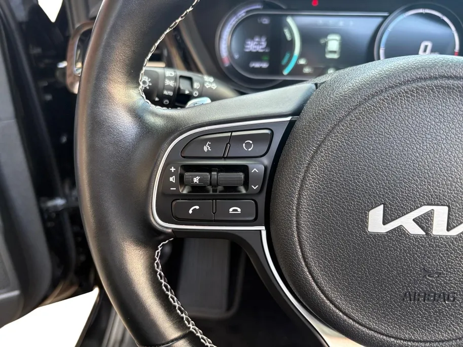 Kia e-Niro DynamicPlusLine 64 kWh | Navigatie | Panoramadak | Apple Carplay/Android Auto | Adaptieve Cruise Control | Stoel/Stuurverwarming | Lichtmetalen Velgen |