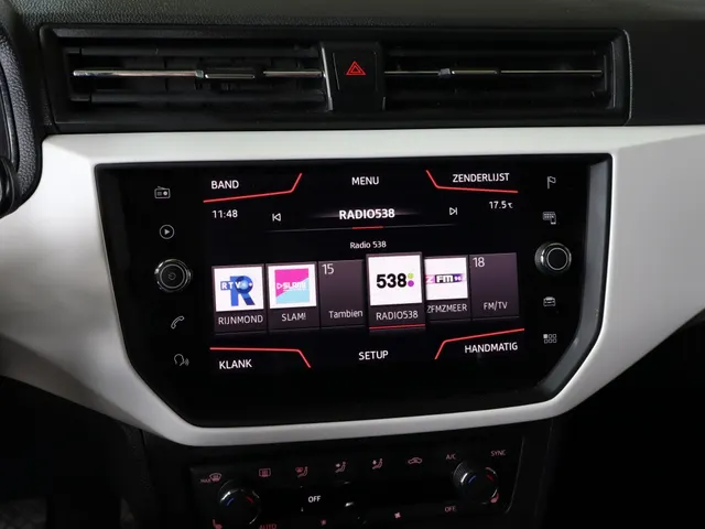 SEAT Arona 1.0 TSI Xcellence Business Intense | Stoelverwarming | Camera