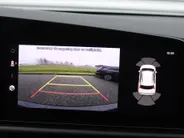 Kia Niro EV DynamicPlusLine 64.8 kWh | 17' LM | Schuif / Kantel dak | Navi | Cruise | Airco | Camera | 17% bijtelling |