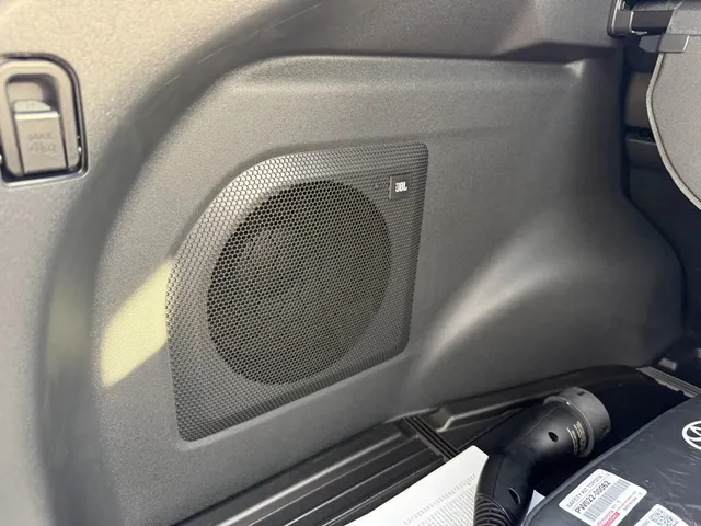 Toyota bZ4X Executive 73 kWh | JBL | Stoelverwarming V+A