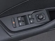 Škoda Octavia Combi 1.4TSI iV PHEV 150kW/204PK Sportline Business · Panoramadak · Navigatie · Camera + Parkeersensoren · Stoel, Stuur + achterbank verwarming · 18'' Velgen ·