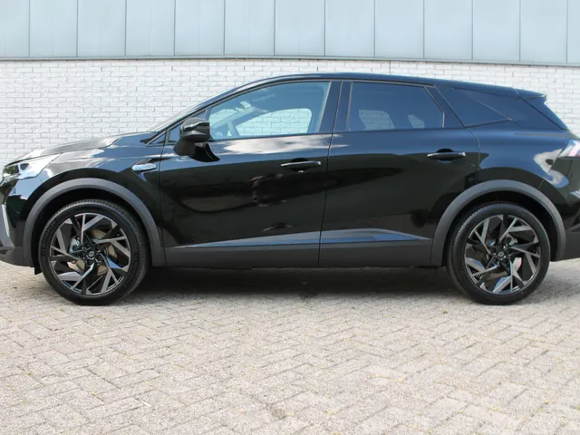 Renault Symbioz 1.8 E-Tech full hybrid 160 esprit Alpine *  Vermelde prijs is inclusief de korting t.w.v. 2500,- *