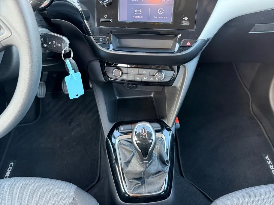 Opel Corsa 1.2 Edition | Cruise Control | Stuurbediening | Bluetooth | Start & Stop | Automatische Verlichting | Regen Sensor |