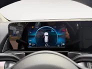 Mercedes-Benz GLB 200 Premium | ELEKTR. TREKHAAK | ELEKTR. KOFFERKLEP | STOELVERWARMING | PDC | APPLE CARPLAY / ANDROID AUTO | 1 JAAR GARANTIE