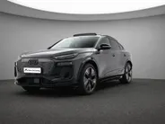 Audi Q6 e-tron Sportback S edition performance 306pk 100 kWh · SOH 97,8% · Panoramadak · Wegklapbare Trekhaak · 360 Camera · Stoelverwarming voor+achter · Bijrijder Display · 19'' Inch · Garantie t/m 10-08-2030 of 100.000km
