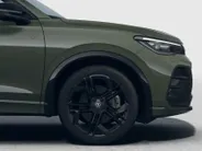 Volkswagen Tiguan R-Line Edition 1.5 eHybrid 204 PK 6 versn. DSG · Black Style Pakket · Panoramaschuif-kanteldak · Soundsysteem 'Harman Kardon' · Trekhaak inklapbaar, met elektrische ontgrendeling, incl. aanhangermanoeuvreerhulp Trailer Assist