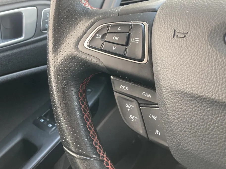 Ford EcoSport 1.0 EcoBoost 125 pk ST-Line B&O Audio - Design Pack - Winter Pack - Parking Pack