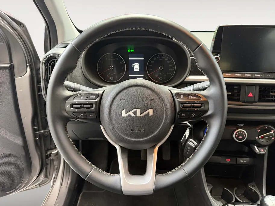 Kia Picanto 1.0 DPi DynamicLine RESTERENDE FABRIEKSGARANTIE T/M 2033 | Apple Carplay / Android Auto | Lichtsensor | Cruise Control | Camera Achter | 14'Lichtmetalen Velgen | Airconditioning