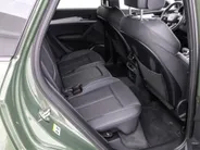 Audi Q5 Sportback 50 TFSIe 299pk S edition Competition · Camera · Inklap. Trekhaak · Matrix LED · Dodehoeksensor · Stuur- & Stoelverwarming · Elektrische stoelverstelling · Apple/Android Car Play · Garantie t/m 24-06-2030 of 100.000km