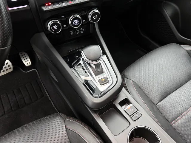 Renault Arkana E-Tech Hybrid 145PK R.S. Line RS Alpine | CAMERA | ADAPTIVE CRUISE | STOELVERWARMING