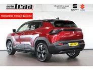 Suzuki e Vitara Style 61 kWh / Stoel + Stuurverwarming / 360° Camera / Navigatie /