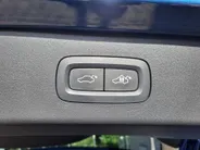 Lynk & Co 01 1.5 PHEV | SOH 97,3% | Automaat | Camera | Navigatie | Climate Control | Trekhaak afneembaar | Apple Carplay/Android Auto | DAB | Keyless entry | Keyless start | Stoel verw.