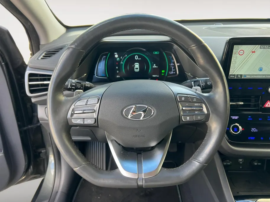 Hyundai IONIQ 1.6 GDi PHEV Premium 142PK | 52km elektrisch WLTP | Navigatie | Trekhaak | Climate Control | Apple Carplay & Android Auto | Parkeersensoren rondom | Stoel- en stuurverwarming |