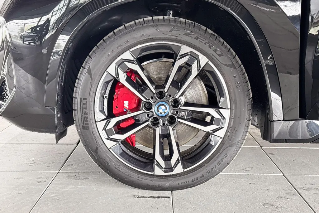 BMW iX1 eDrive20 67 kWh