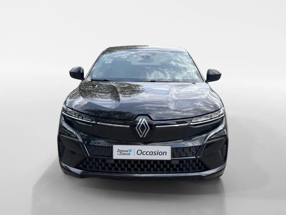 Renault Megane E-Tech comfort range Evolution 60 kWh DEMO| NAVI AIRCO CRUISE CONTROLE APPLE CARPLAY ANDROID AUTO ADAPTIEVE CRUISE CONTROLE 20INCH VELGEN ZEER MOOIE AUTO