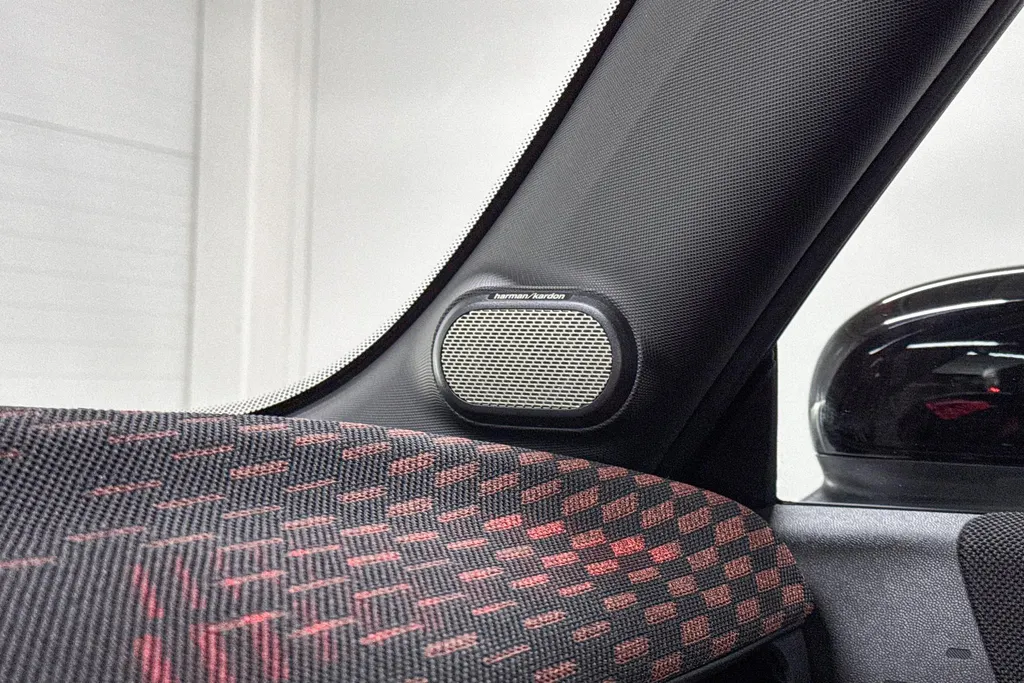 MINI Cooper 3-deurs John Cooper Works XL