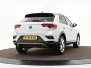 Volkswagen T-Roc 1.5 TSI 150pk DSG Sport · Camera · ACC · Alarmklasse 3 · Apple/Android Car Play · Verkeersbord Detectie · Elek. Inklapbare Spiegels ·
