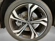 Audi Q3 45 TFSIe S edition · Panoramadak · 360°Camera + Parkeersensoren · Apple/Android Car Play · SONOS · Stoelverwarming · Drive select