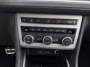 SEAT Ateca FR Business Intense 1.5 TSI 110 kW / 150 PK SUV 7 versn. DSG | Metallic Lak | 19'' Velgen | 5000,- Euro herwaardering!!