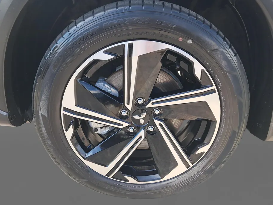 Mitsubishi Eclipse Cross 2.4 PHEV Intense+ | Navi | Stoelverwarming | Camera