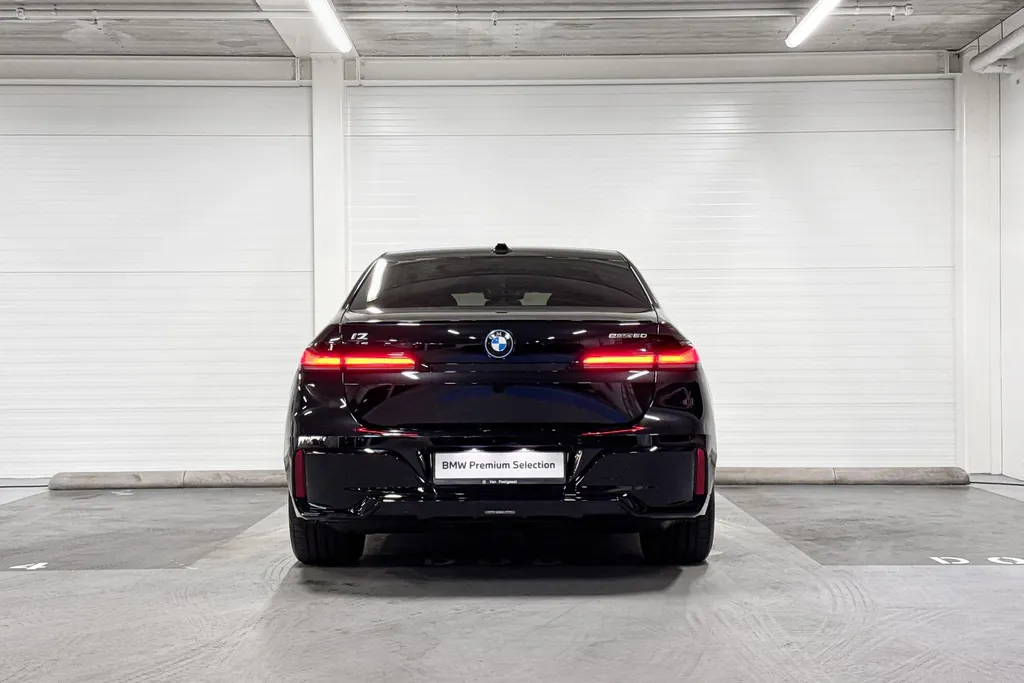 BMW i7 eDrive50