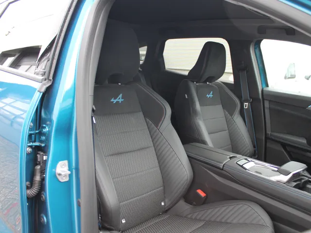 Renault Austral 1.2 E-Tech full hybride 200 PK Esprit Alpine | 4 jaar of 80000 km garantie | | Pack 360 camera | Pack Vision | Pack Ligt & Sound | 4 control |