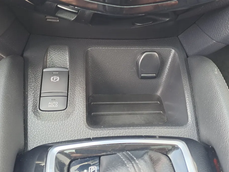 Nissan QASHQAI 1.3 DIG-T Premium Edition | Cruise control | Navi |  DAB | Apple Carplay/Android Auto | 360 Camera | Panorama Dak | Automaat | Leer |  Keyless entry | Keyless start
