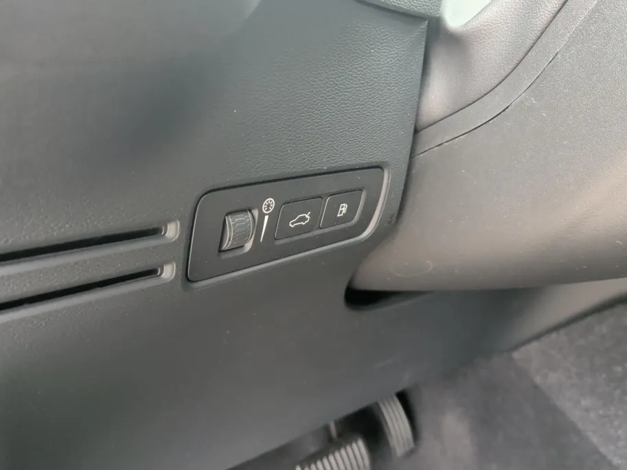 Volvo XC40 1.5 T4 Recharge Inscription Hybride| Perfecte staat! | Climate | Navigatie | Carplay  enzo. Snel rijden en inclusief standaard 12 maanden garantie!