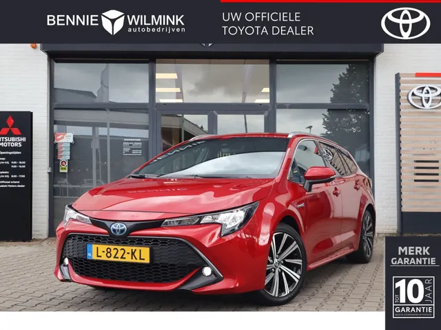 Toyota Corolla Touring Sports 1.8 Hybrid Dynamic Trekhaak | All Seasons | Carplay | Stoelverwarming