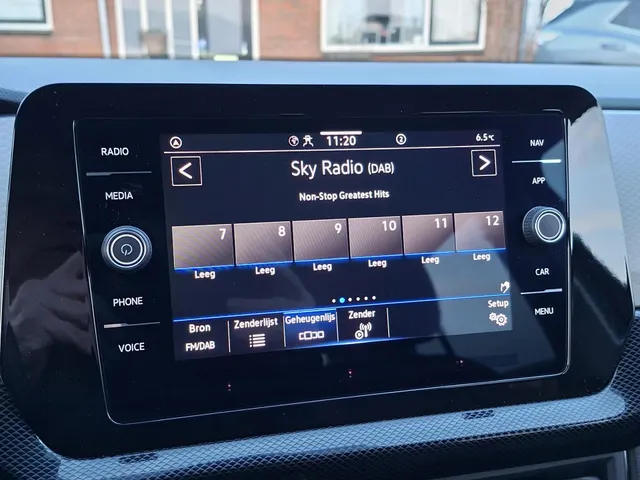 Volkswagen T-Cross 1.0 TSI Life Edition AUTOMAAT | rijklaarprijs!!