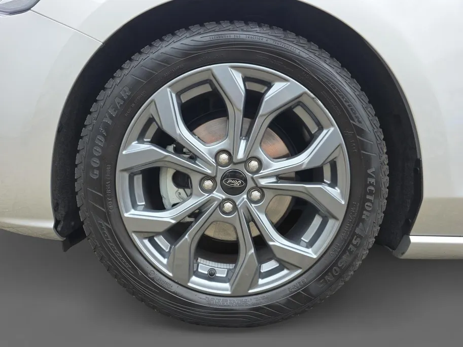 Ford Focus Wagon 1.0 EcoBoost Hybrid ST Line | Navigatie | Winterpakket | Parkeersensoren | Cruise Control | Android Auto/ Apple Carplay | 12 maanden garantie