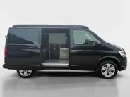 Volkswagen Multivan 150pk automaat | Camper met 4 slaap plaatsen | Volledige keuken | Navigatie | Cruise control Multivan 150pk automaat | Camper met 4 slaap plaatsen | Volledige keuken | Navigatie | Cruise control
