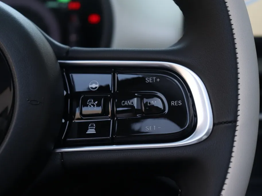 Fiat 500e La Prima 42 kWh | Pano | JBL | Camera | Winter | 17'