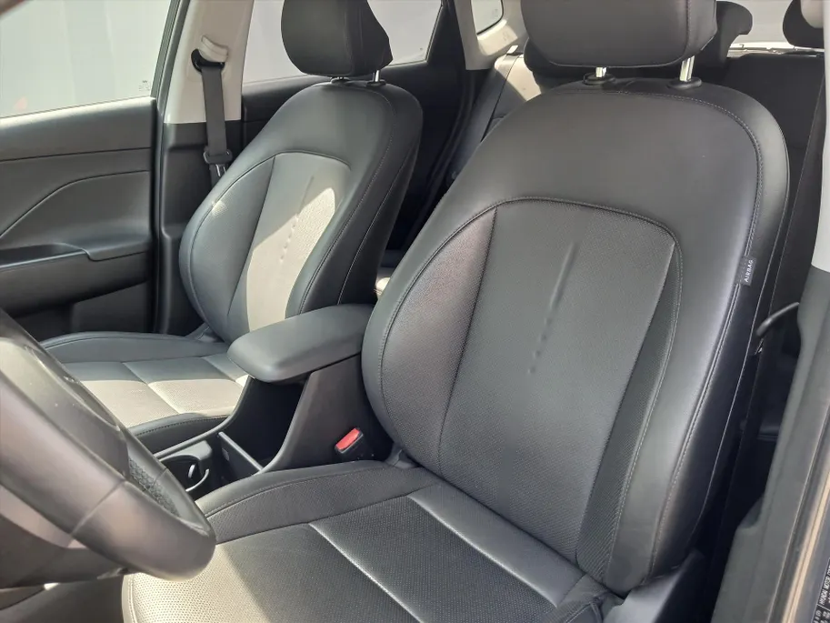 Hyundai Kona 1.6 GDI HEV 138 PK Premium / Org. Nederlands / Navigatie + Camera / Climate en Cruisecontrol /
