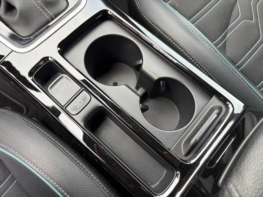 Kia Ceed Sportswagon 1.0 T-GDi MHEV Design Edition Automaat | Navi | Clima | Adaptive Cruise | Camera | Stoel-/Stuurverwarming | JBL Soundsysteem | LED Koplampen
