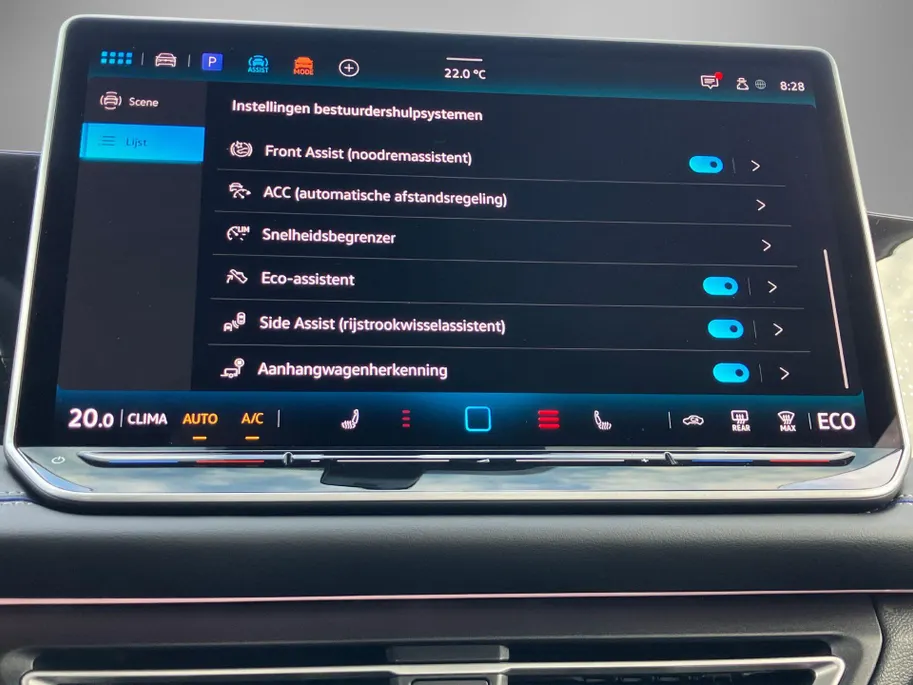 Volkswagen Tiguan 1.5 eHybrid 204PK R-Line Blackstyle · Panoramadak · Trekhaak · Apple/Android Car Play · 360° Camera · Garantie t/m 14-10-2030 of 100000km.