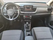 Kia Stonic 1.0T DynamicLine | Camera | Climate control | Apple Carplay / Android Auto | Cruise control | Parkeersensoren achter | Lichtmetalen velgen 16inch |