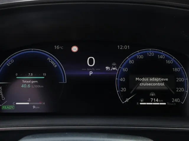 Toyota Corolla Cross Hybrid 180 GR Sport | Stoel/Stuur Verwarming | Blindspot