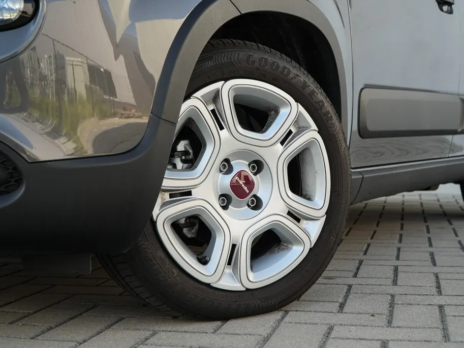 Fiat Panda 1.0 Hybrid 70 PK City Life | Airco | 5zits | DAB | 4402 km!