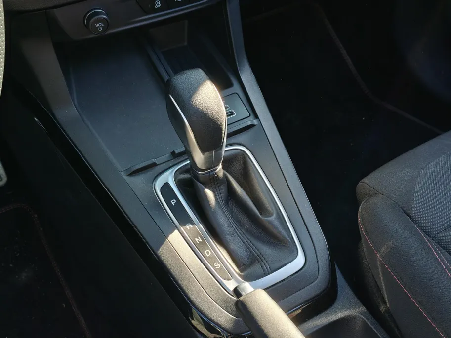 Ford Puma 1.0 EcoBoost Hybrid ST-Line | Panoramadak | Winter Pack | Adaptive Cruise | TREKHAAK