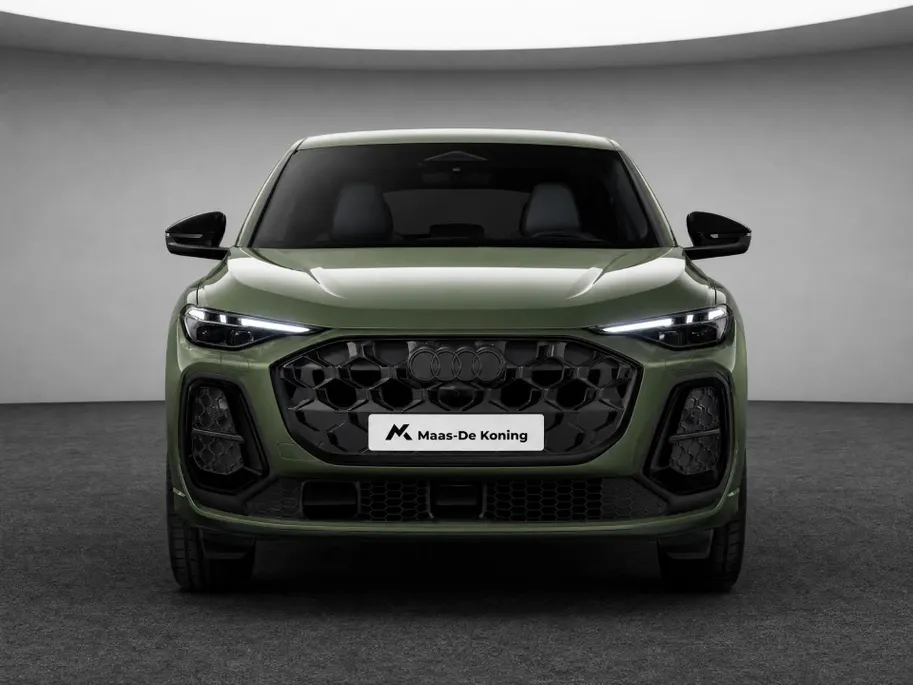 Audi Q5 Sportback 2.0 TFSI e-hybrid quattro S edition Competition 367 PK · Glazen panoramadak · Head-up display · B&O premium 3D