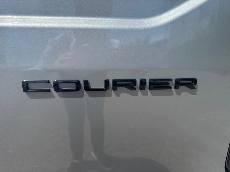 Ford E-Transit Courier Limited 46 kWh | Driver Assistance Pack | Navigatie | Trekhaak | Parkeersensoren | Nieuw te bestellen!